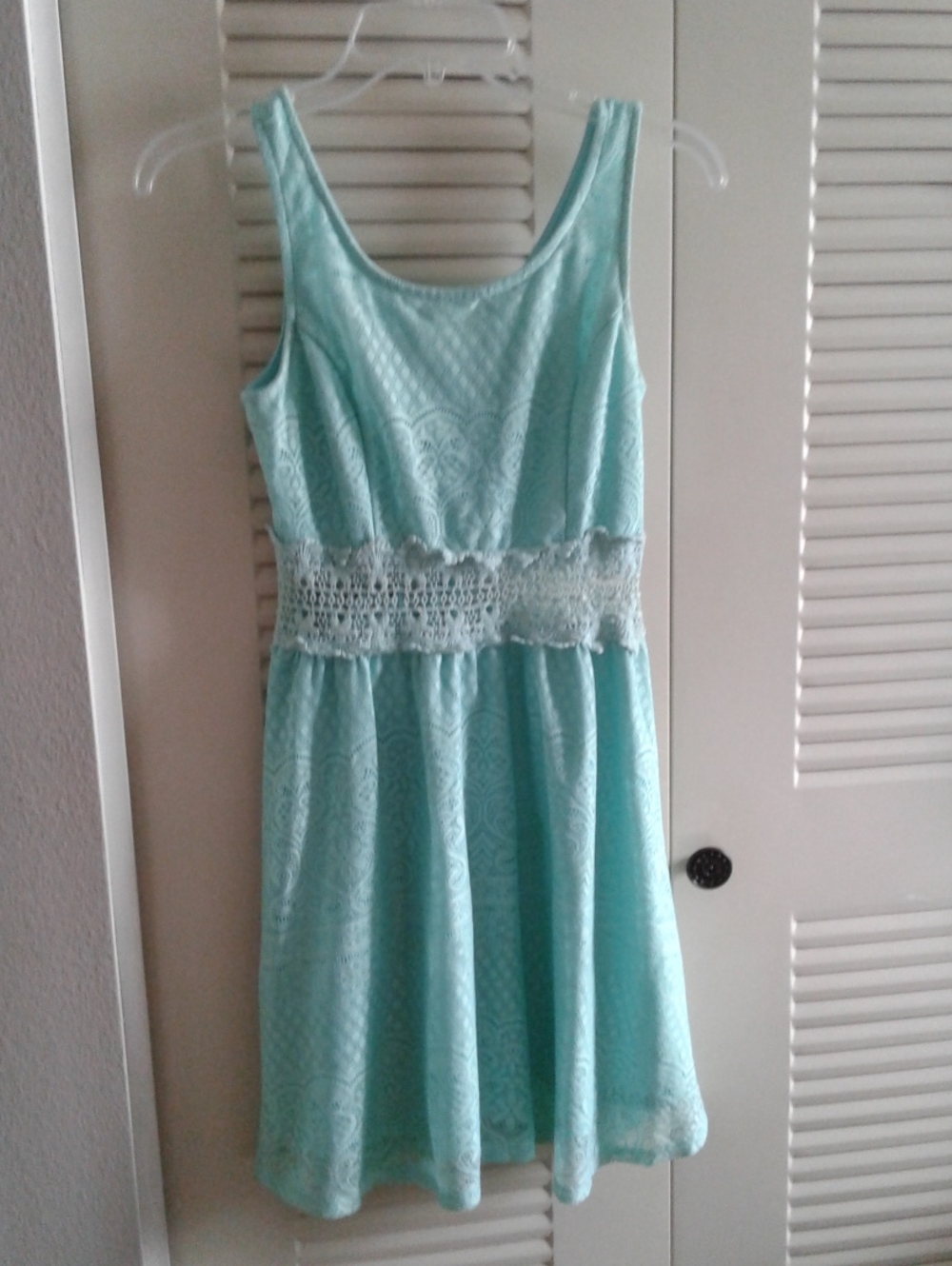 Xhilaration Mint Lace-Trim Sleeveless Mini Dress
